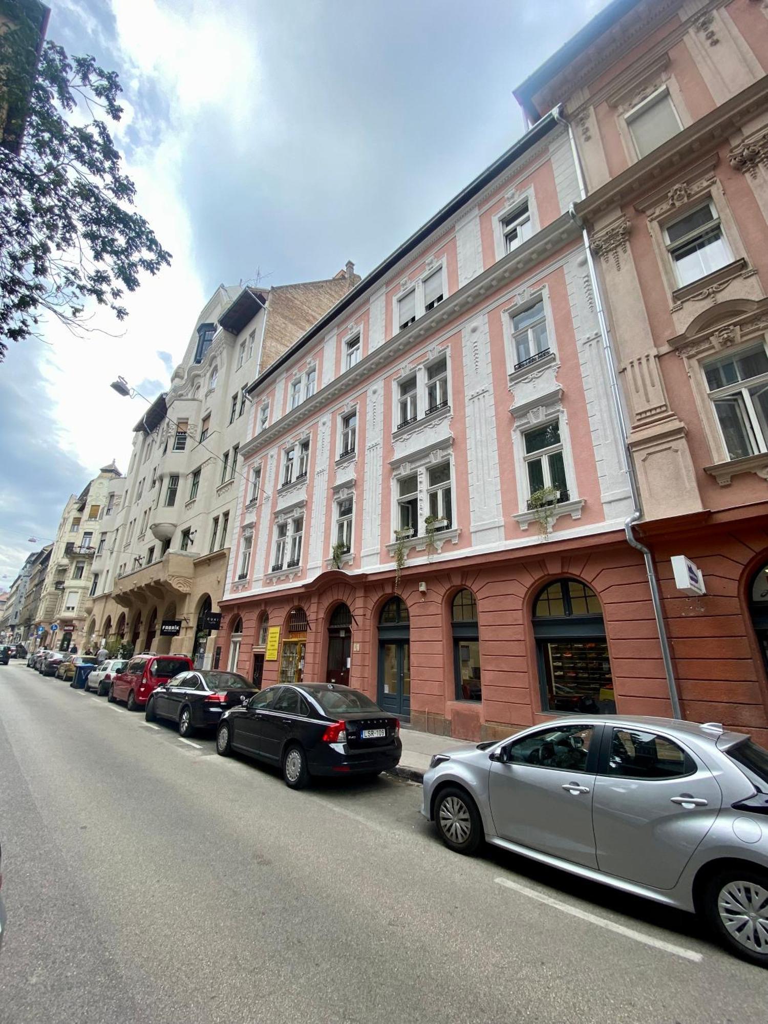 Jewelry Box In Central Budapest Exterior foto